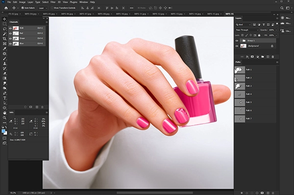 Multi-clipping path services working sample at Grasigner 