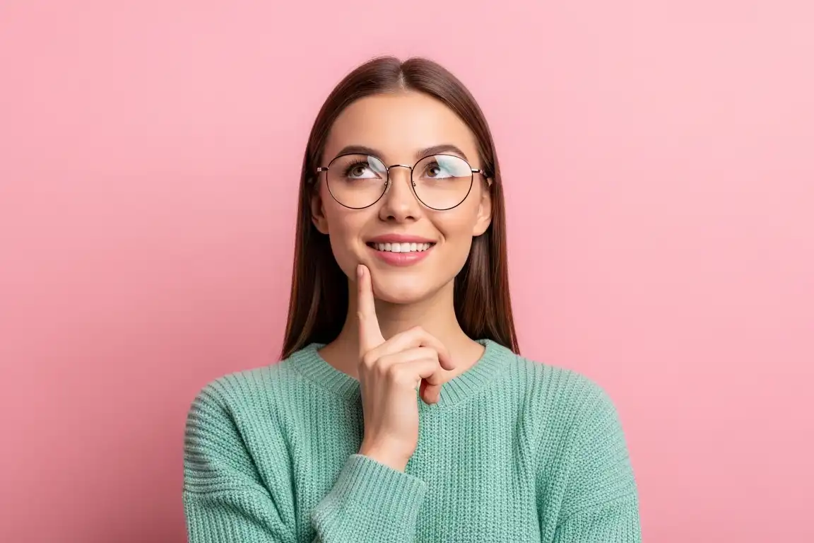 Mirror effect service use cases for eCommerce sellers and product photography work